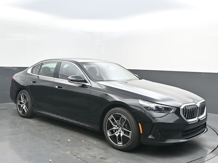 2026 BMW 5 Series 530i Sedan
