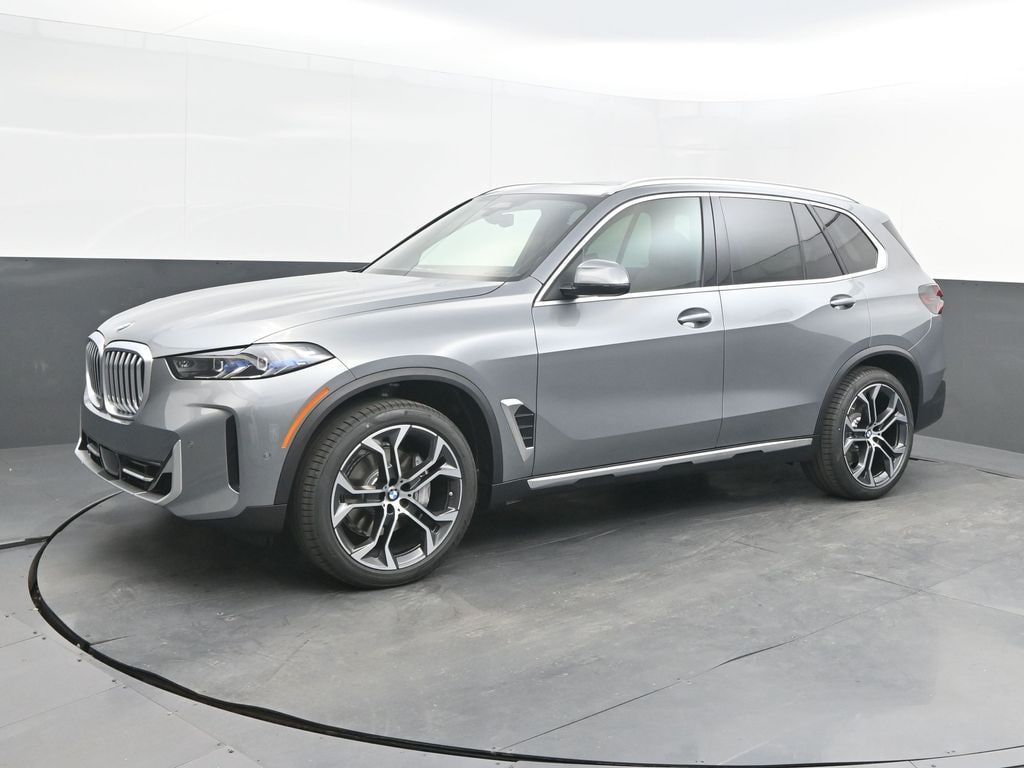New 2026 BMW X5 sDrive40i SUV