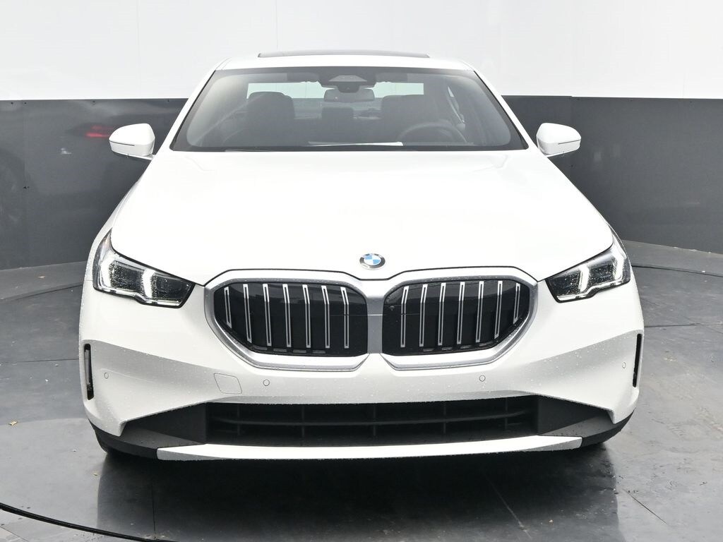 2025 Bmw 530i photo 2