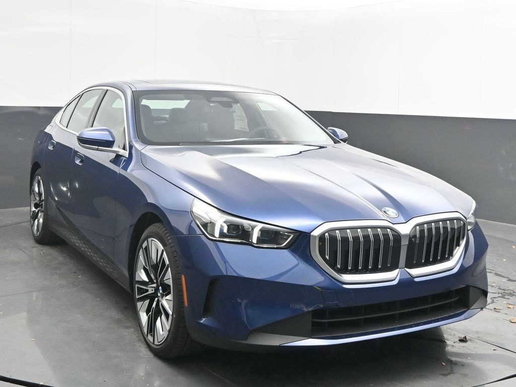 2026 BMW 5 Series 530i's photo
