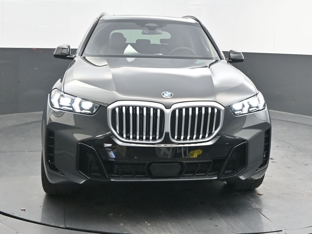 2026 Bmw X5 M photo 2