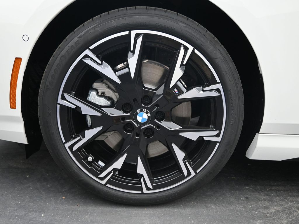 2026 BMW 2 Series 228 - Photo 4