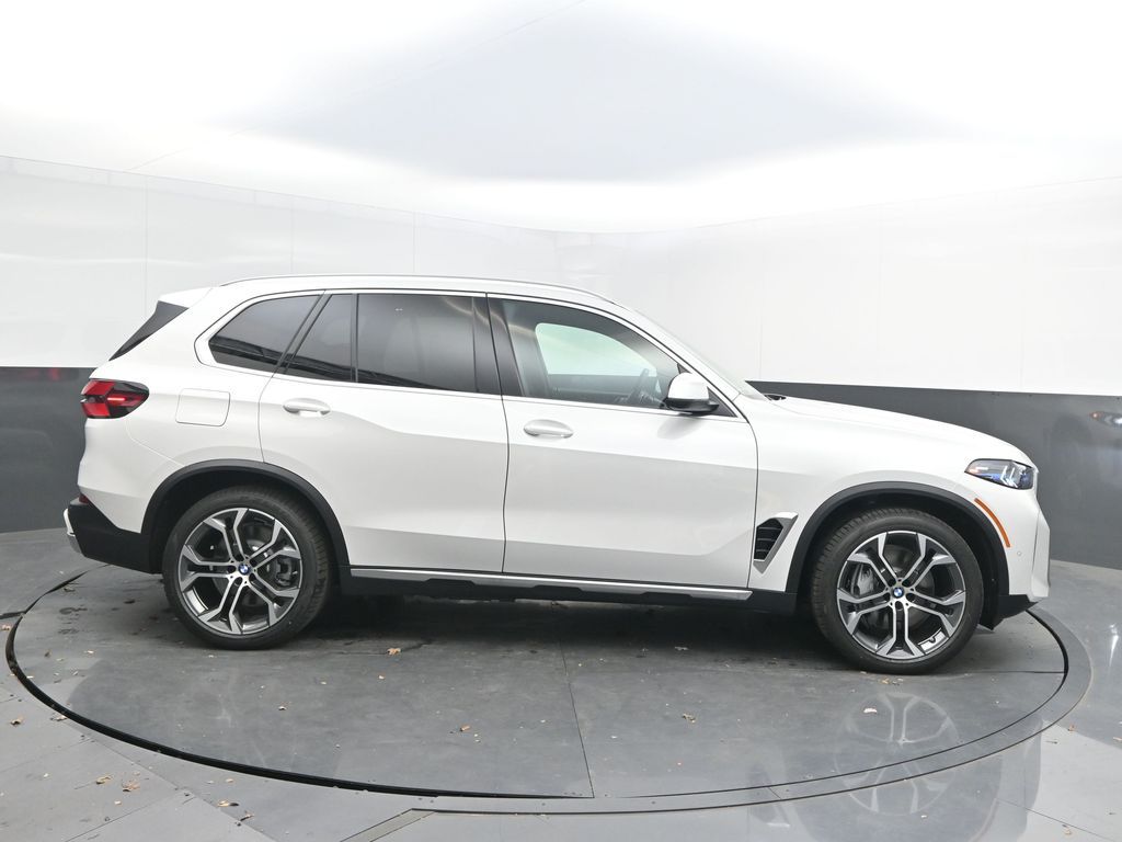 2026 BMW X5 50e - Photo 8
