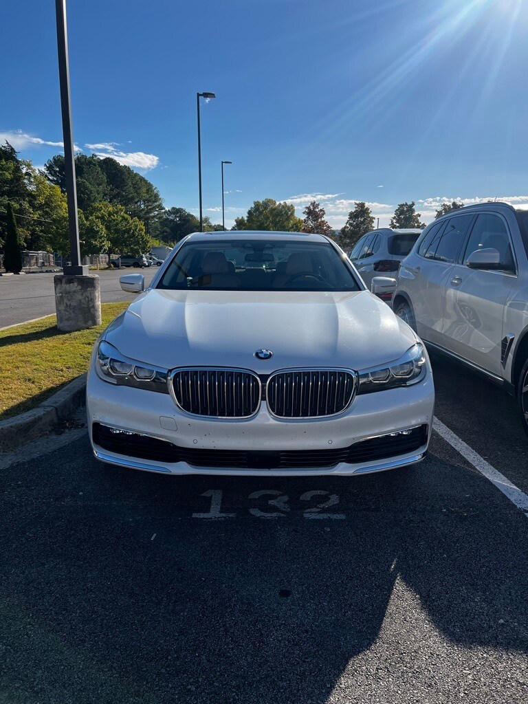 2018 Bmw 740e xDrive Sedan photo 2