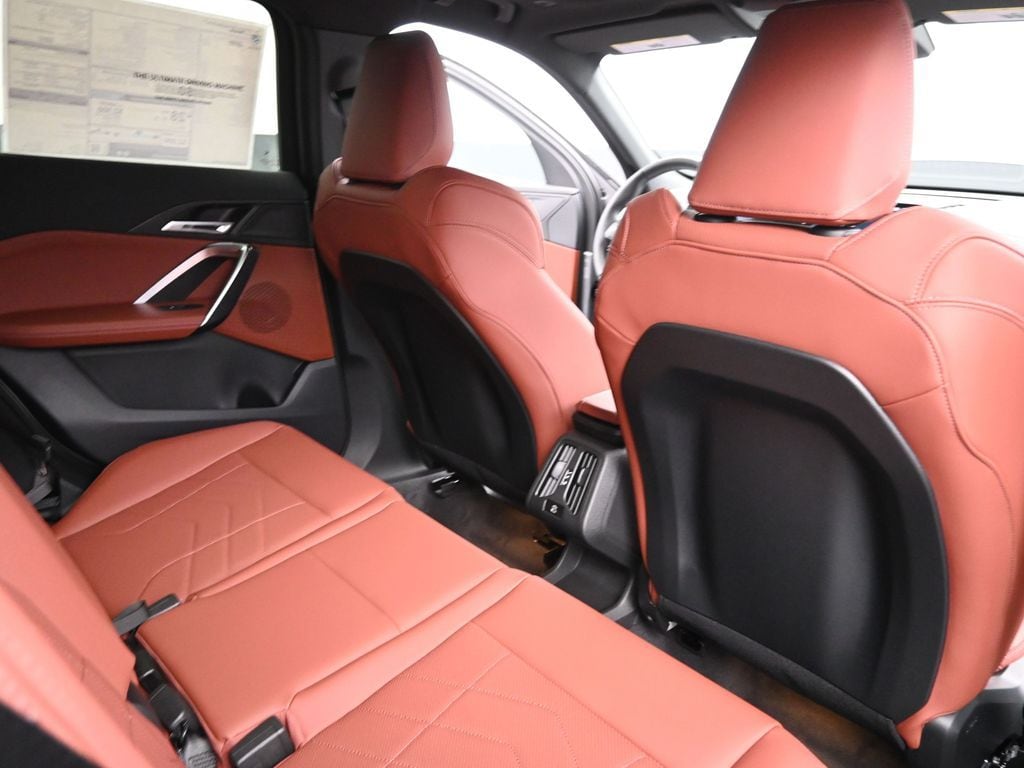 2026 BMW X2 28i - Photo 24
