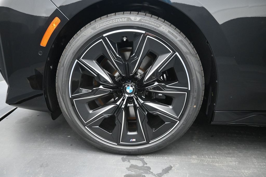 New 2026 BMW 7 Series 740i Sedan