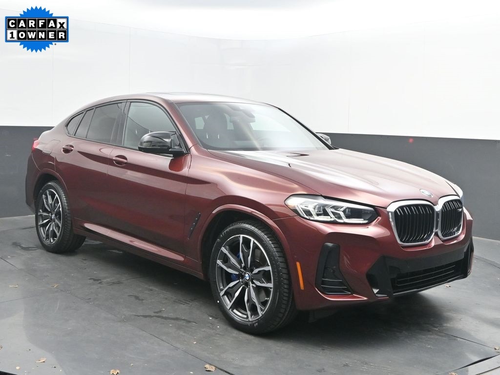 2022 BMW X4 M40i's photo