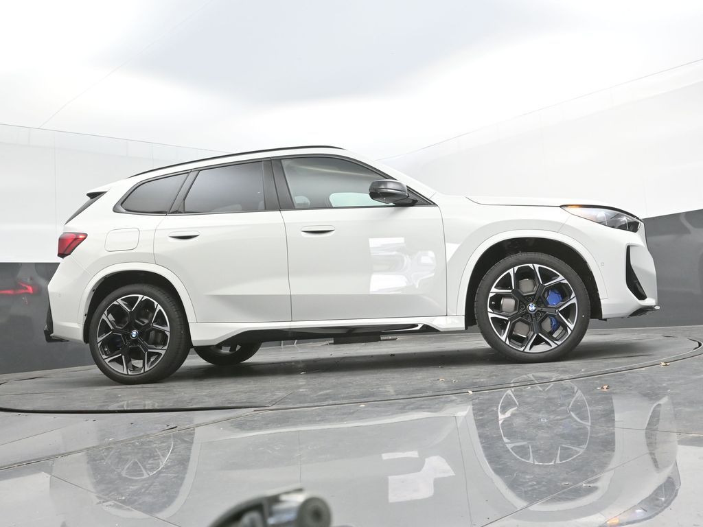 2026 BMW X1 M35i - Photo 53