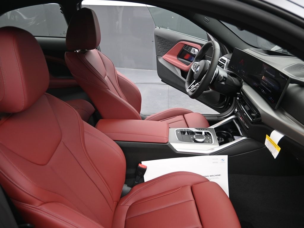 2025 BMW 2 Series 230i - Photo 21