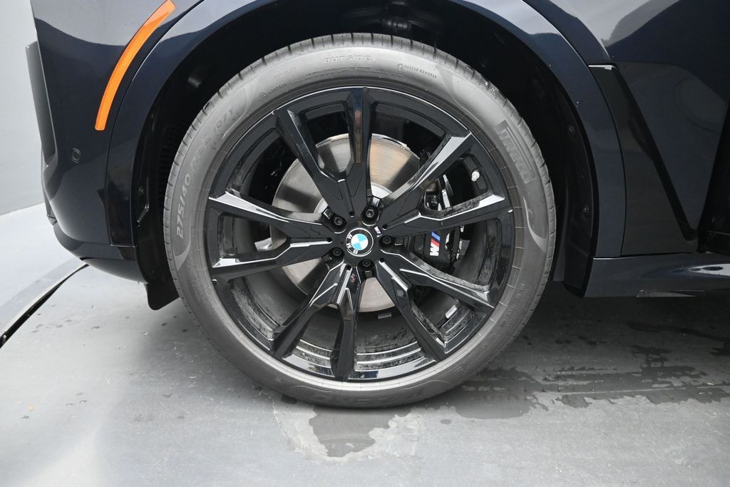New 2027 BMW X7 xDrive40i SUV
