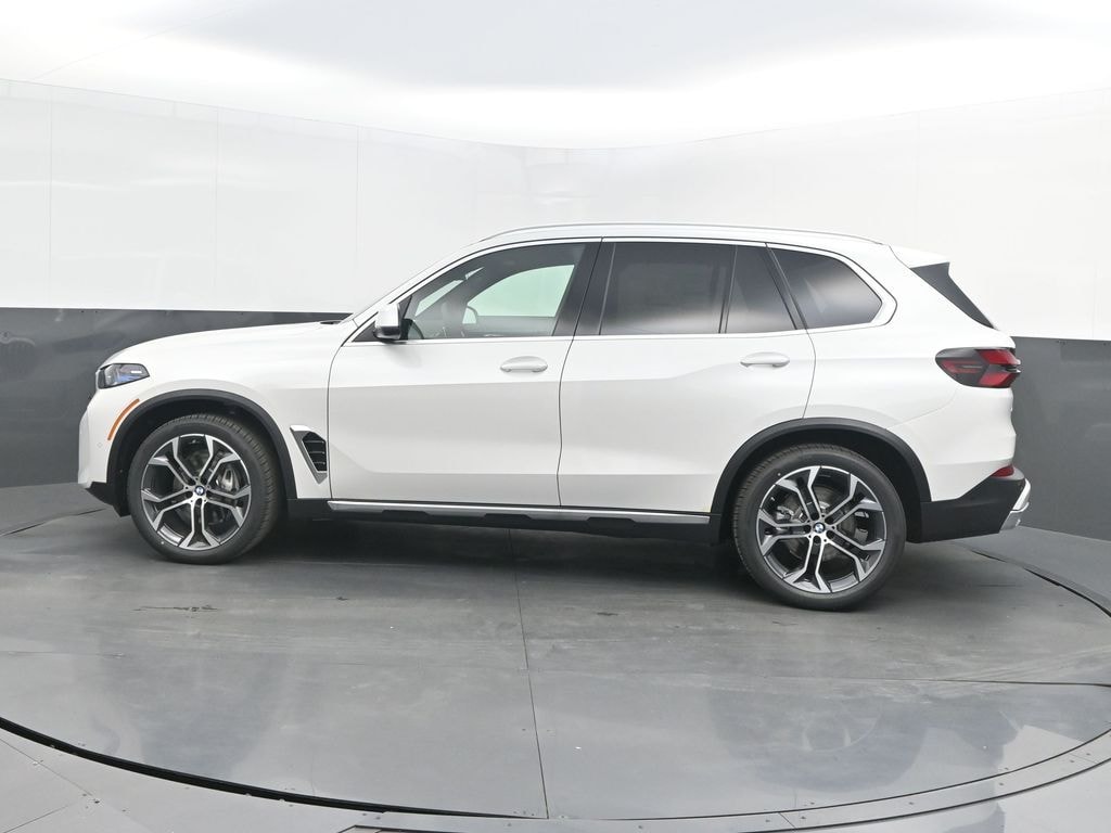 New 2026 BMW X5 xDrive40i SUV