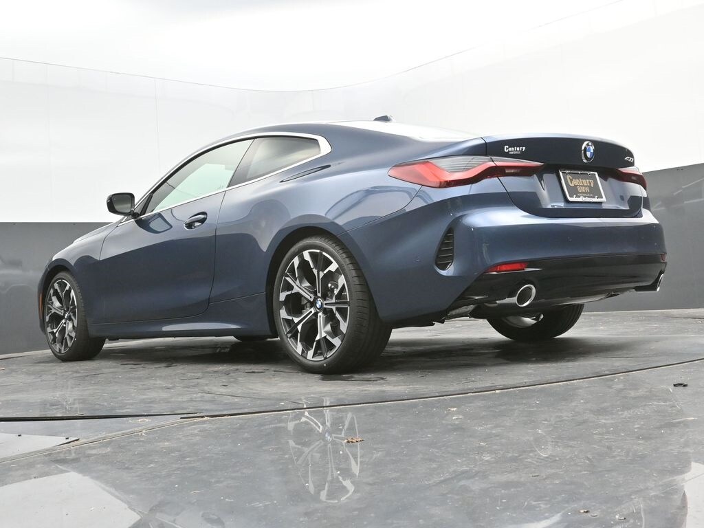 2026 BMW 4 Series 430i - Photo 32
