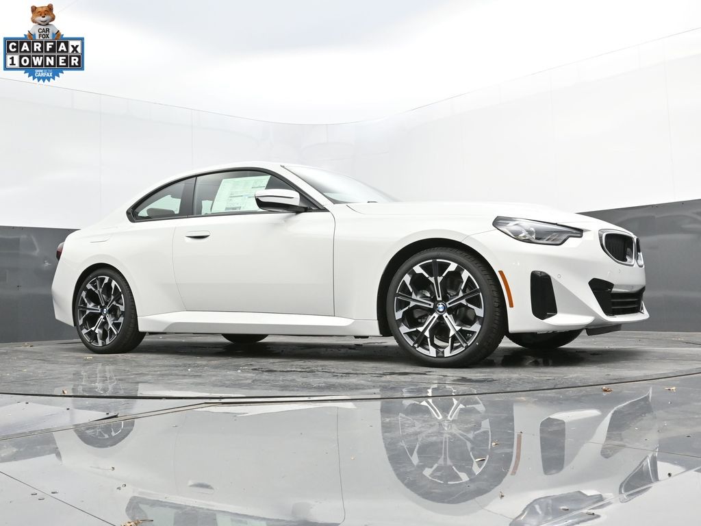 2025 BMW 2 Series 230i - Photo 37
