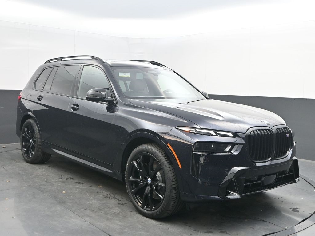 2026 BMW X7 M60i's photo