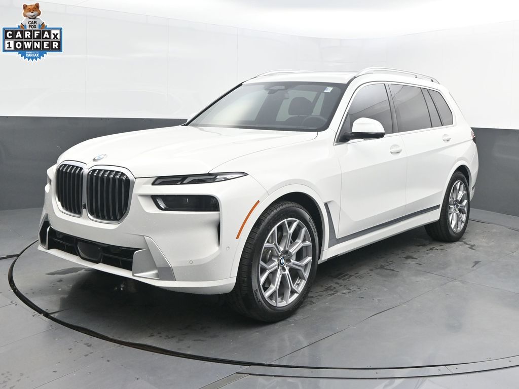 2025 BMW X7 SUV 