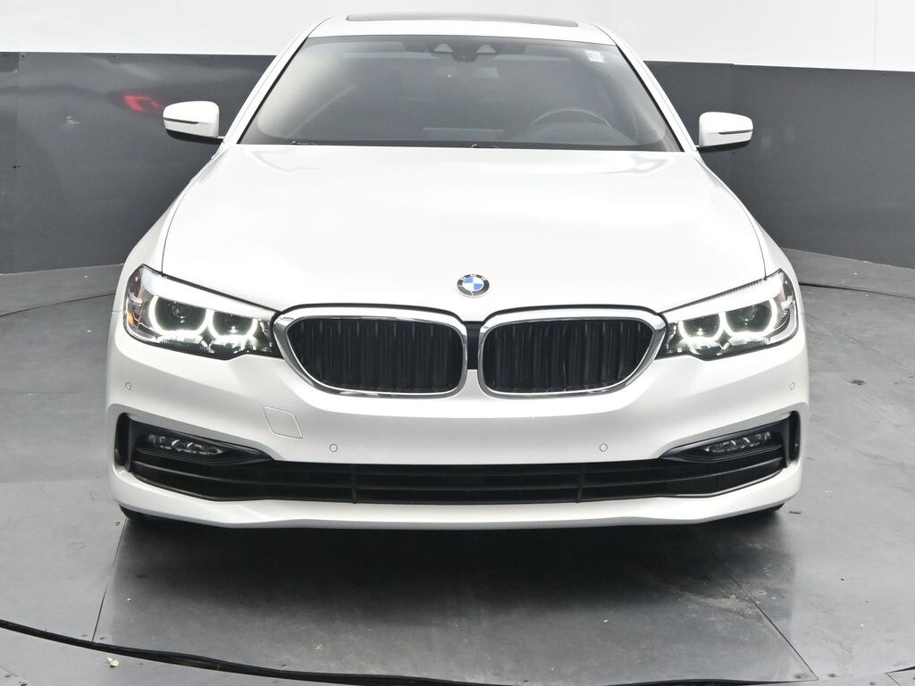 2018 Bmw 530i Sedan photo 2