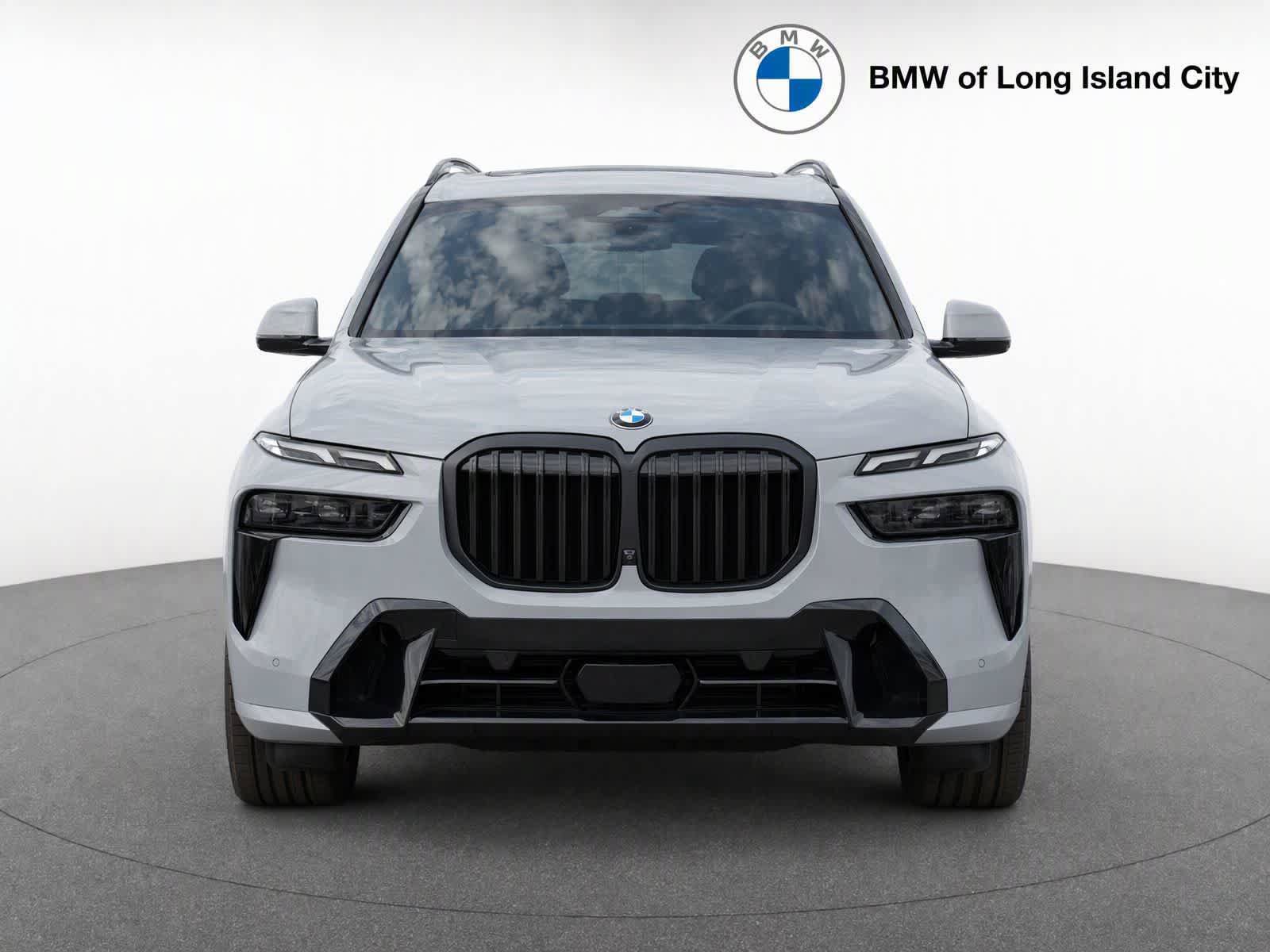 New 2027 BMW X7 xDrive40i SUV
