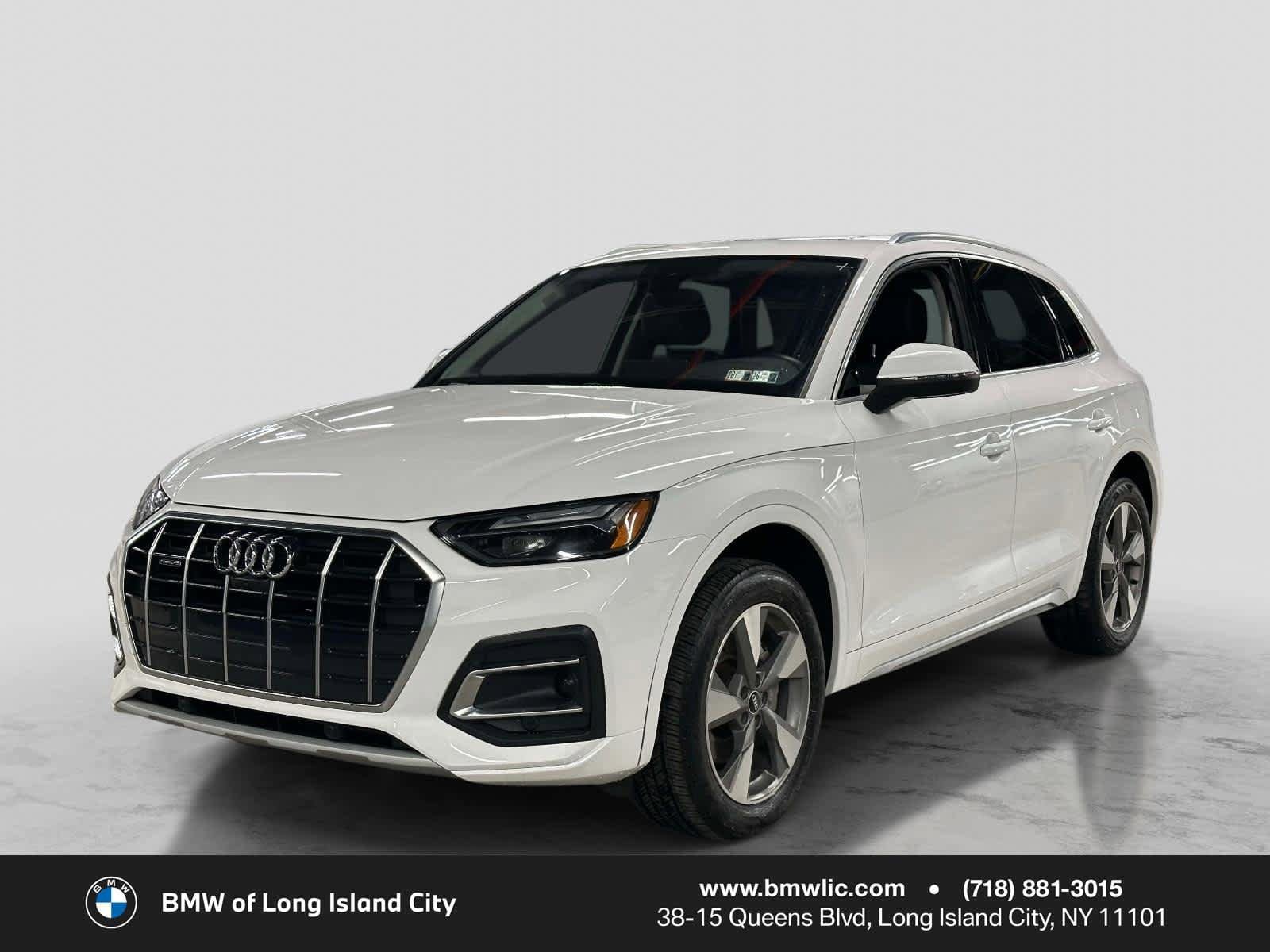2022 Audi Q5 40 Premium Plus's photo