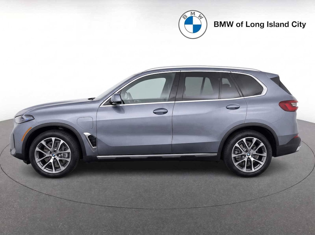 New 2026 BMW X5 PHEV xDrive50e SUV