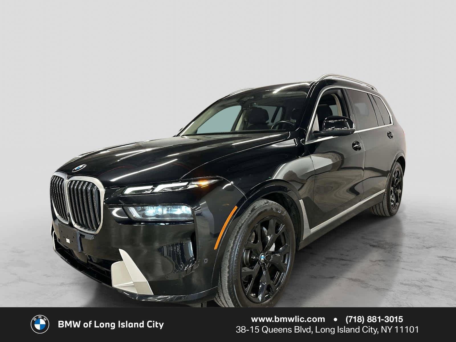 2023 BMW X7 xDrive40i's photo