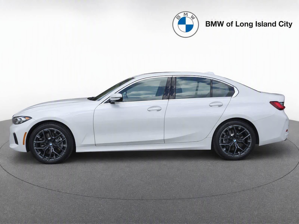 New 2026 BMW 330i xDrive Sedan