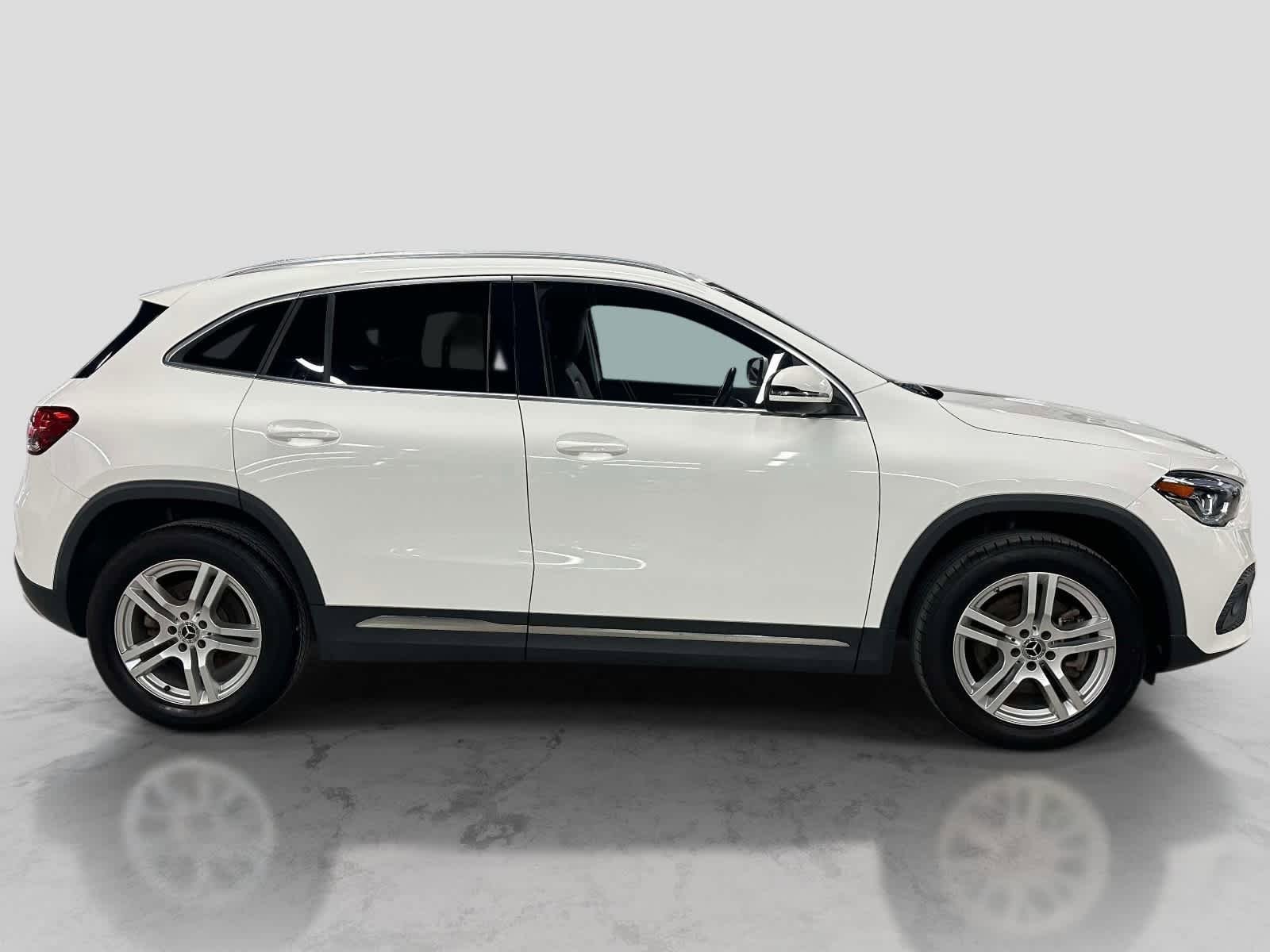 2023 Mercedes-Benz GLA Base - Photo 6