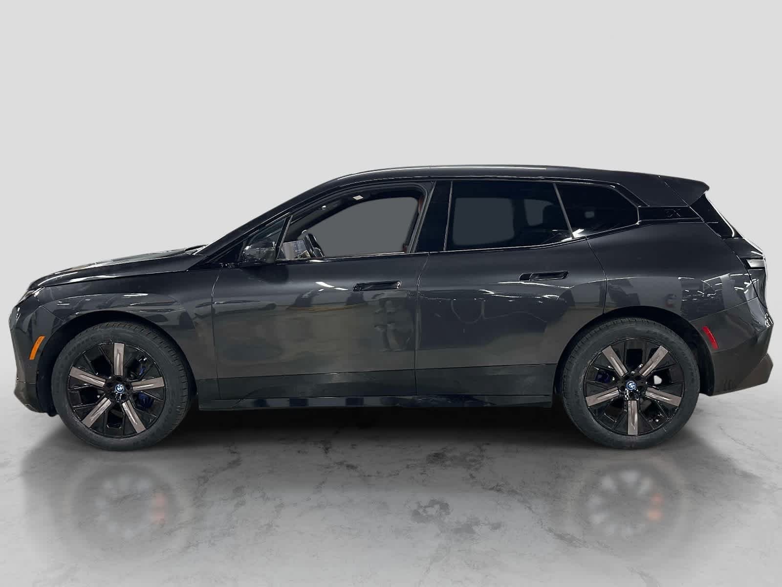 Used 2024 BMW iX Base with VIN WB523CF02RCN68721 for sale in Queens, NY