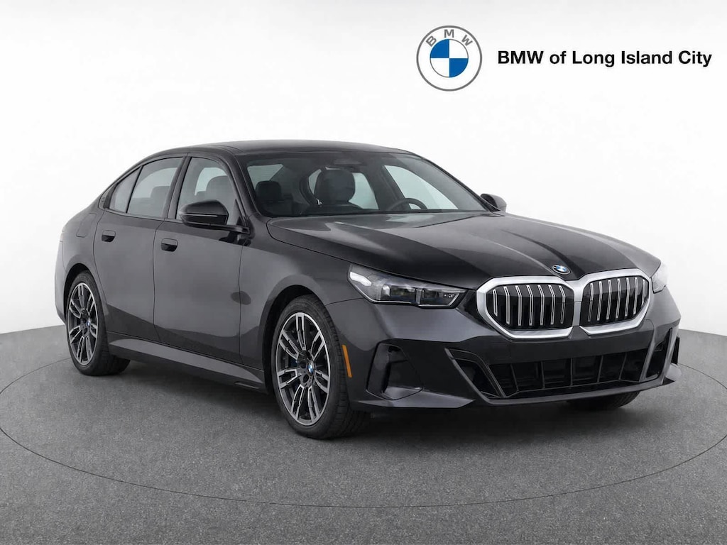 New 2027 BMW 550e xDrive Sedan