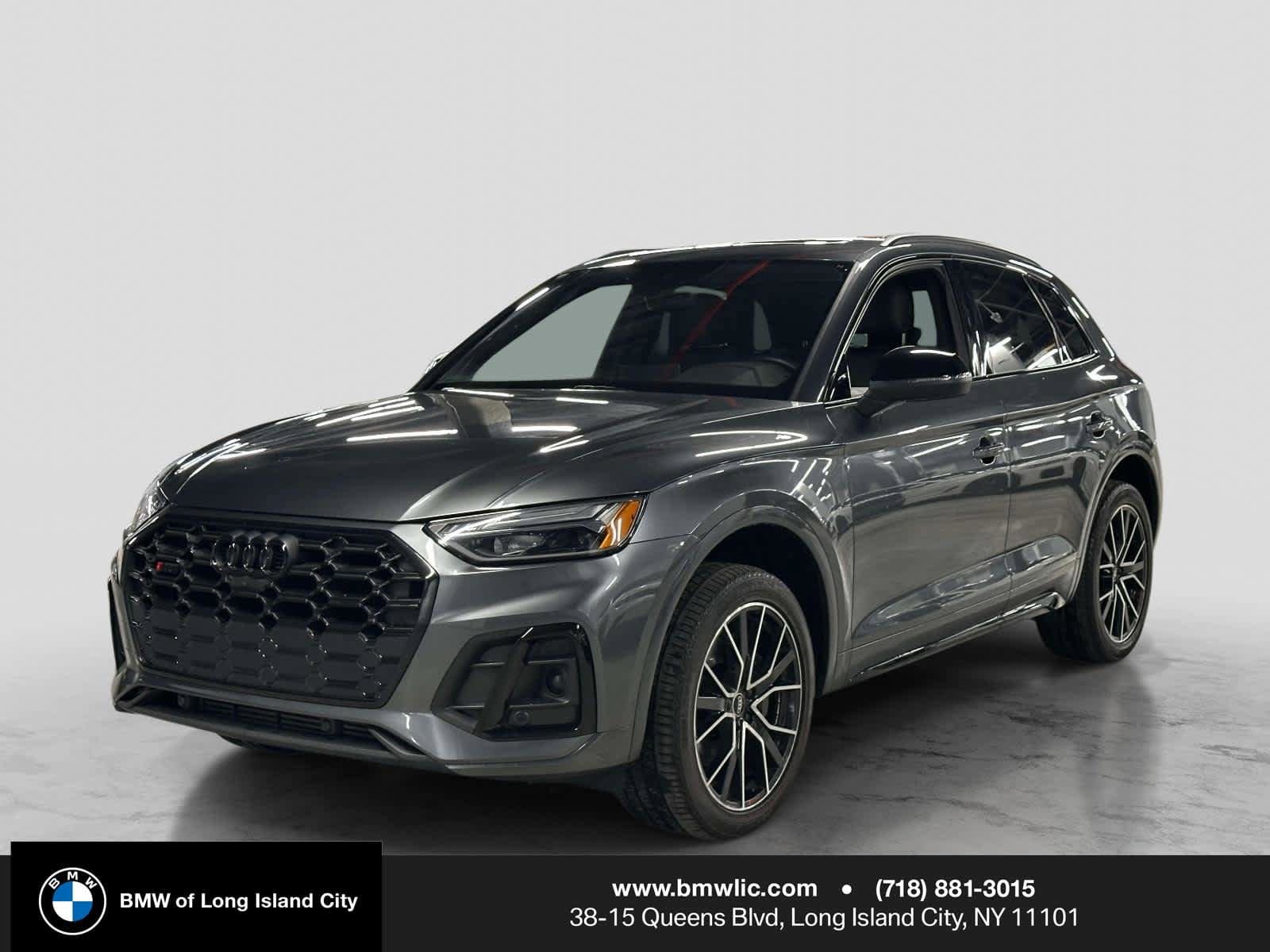 2023 Audi SQ5 Premium Plus's photo