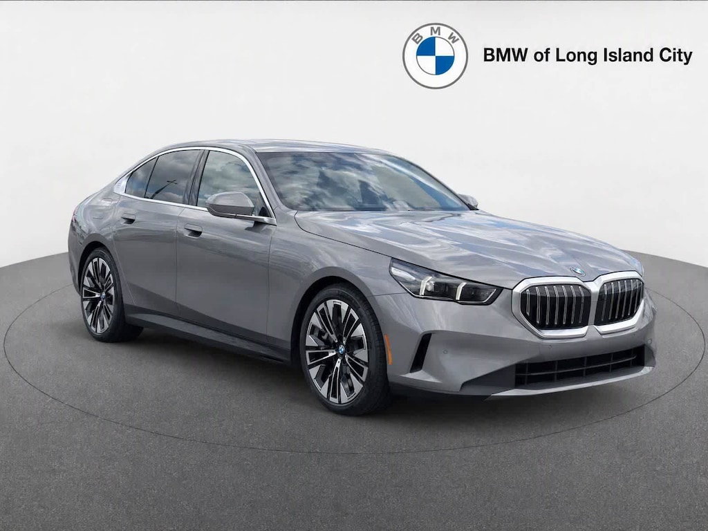 New 2026 BMW 530i xDrive Sedan