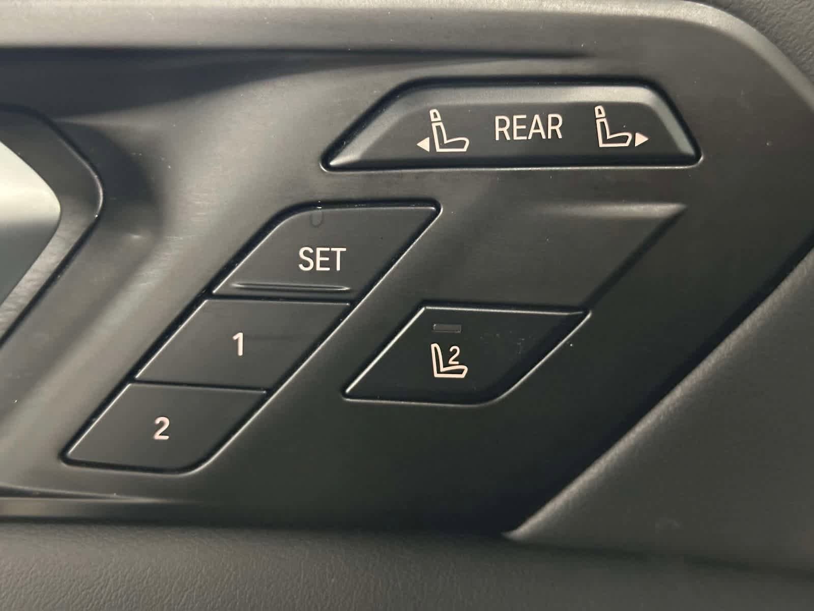 2023 BMW X7 40i - Photo 23