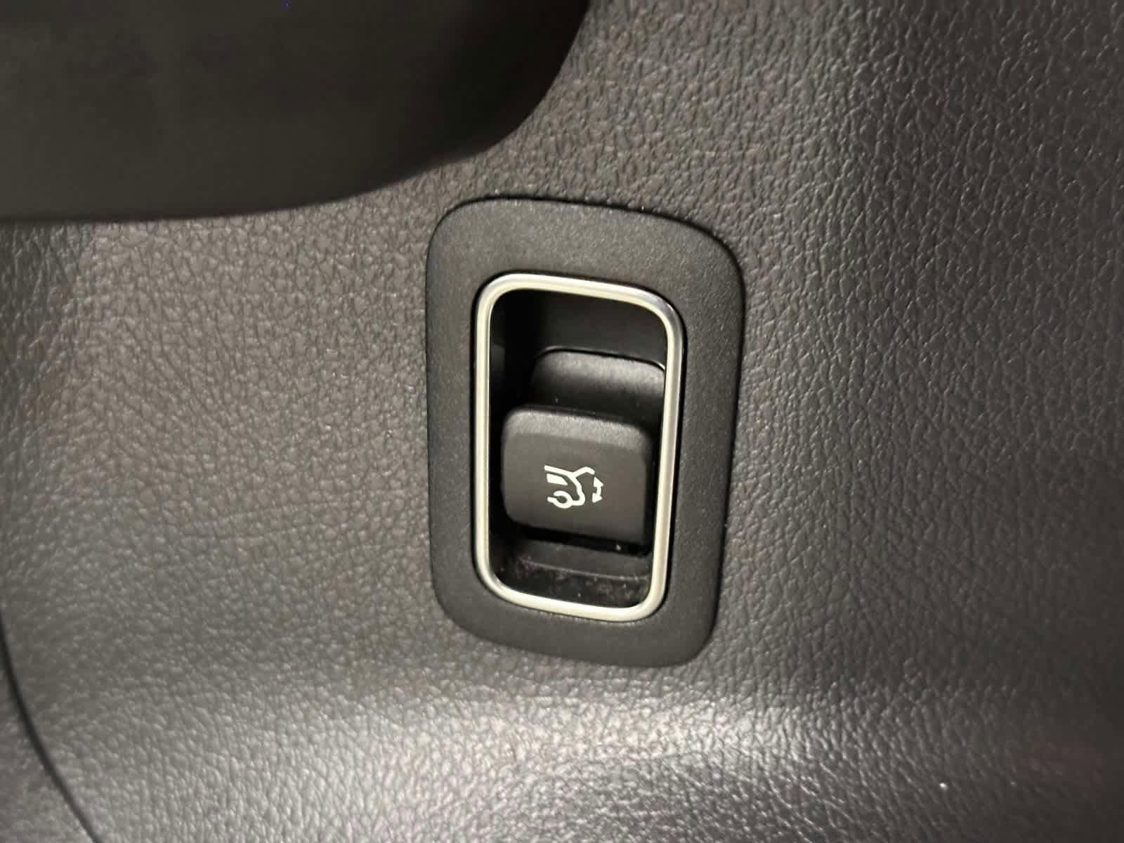 2023 Mercedes-Benz GLA Base - Photo 20