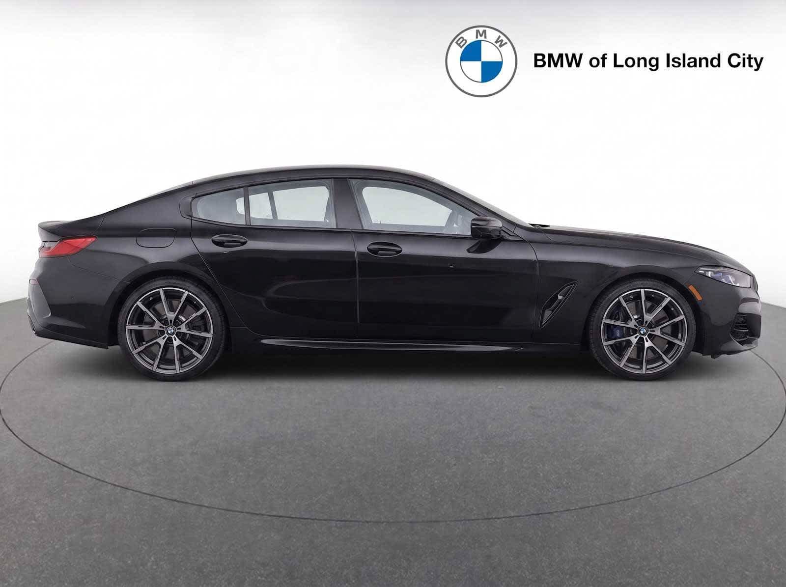 2026 BMW 8 Series M850i - Photo 8