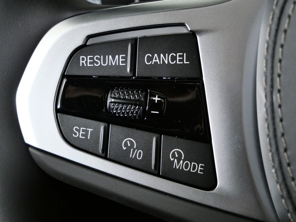 Thumbnail: 2026 BMW X5 - 41