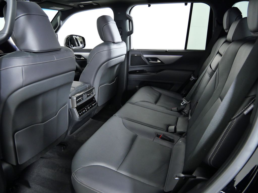 Thumbnail: 2024 Lexus LX - 31