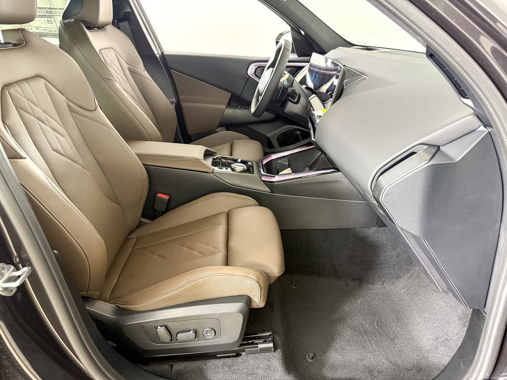 Thumbnail: 2025 BMW X3 - 22