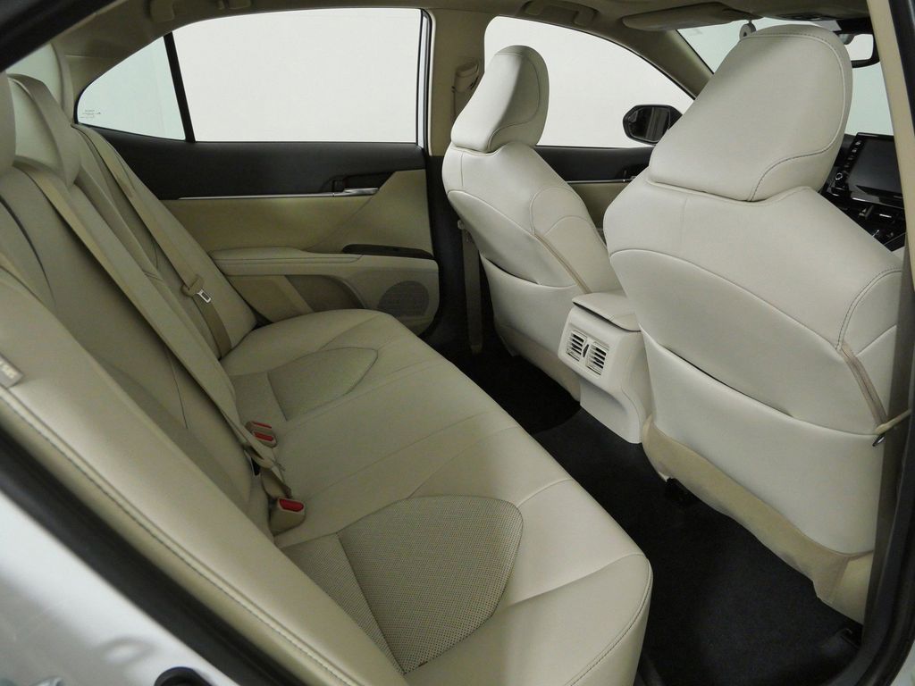 Thumbnail: 2023 Toyota Camry - 25