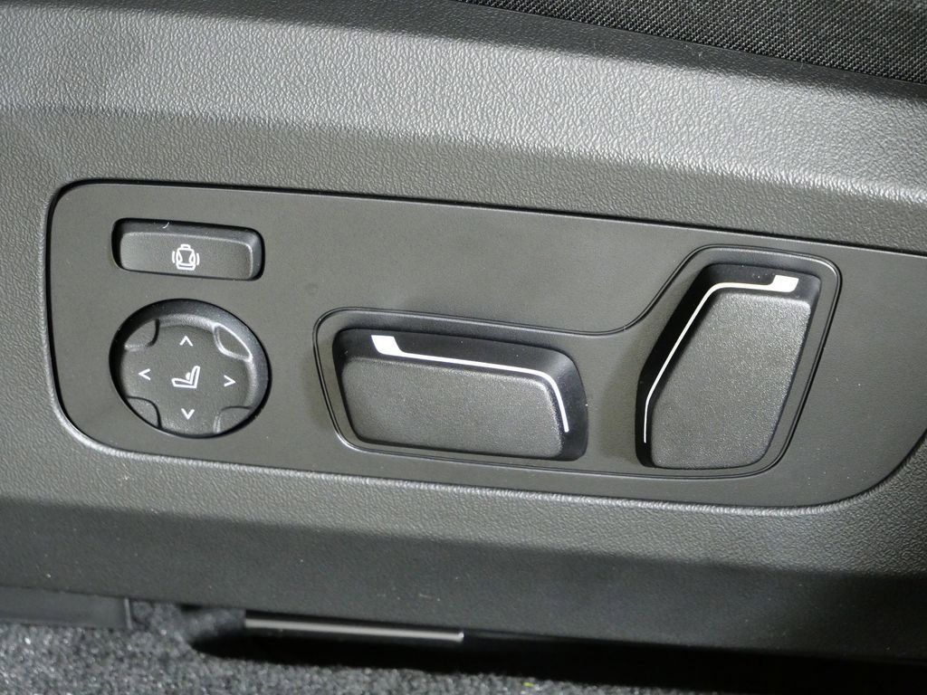 Thumbnail: 2026 BMW X3 - 39