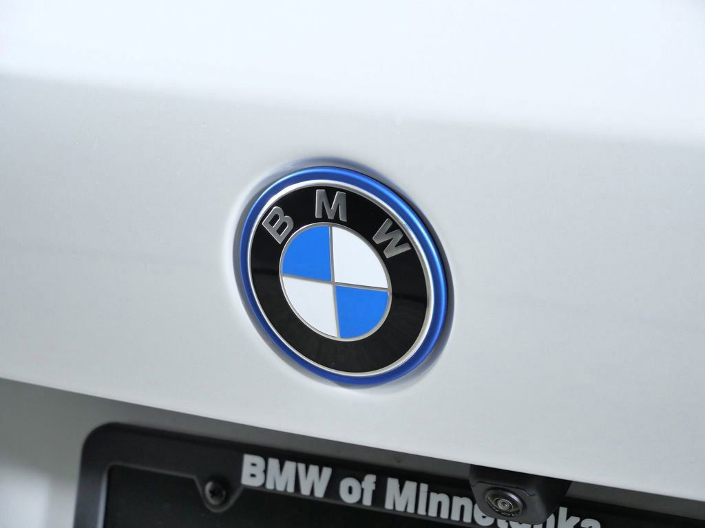 Thumbnail: 2026 BMW X5 - 12