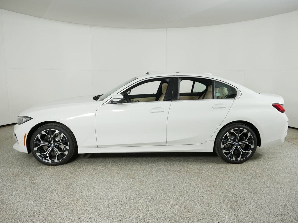 Thumbnail: 2025 BMW 3 Series - 16