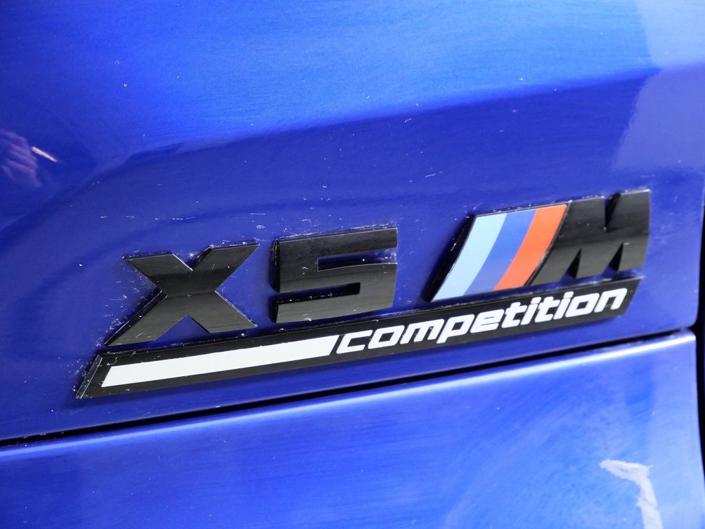 Thumbnail: 2026 BMW X5 - 12