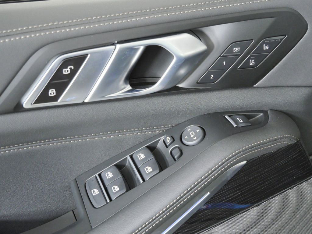 Thumbnail: 2026 BMW X5 - 37