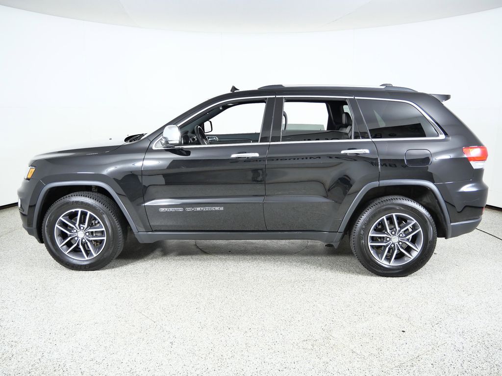 Thumbnail: 2018 Jeep Grand Cherokee - 16