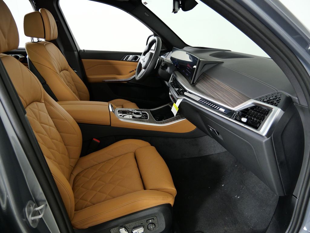 Thumbnail: 2026 BMW X5 - 20