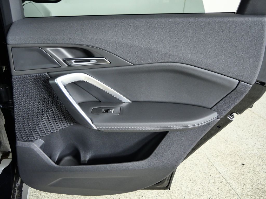 Thumbnail: 2026 BMW X1 - 23