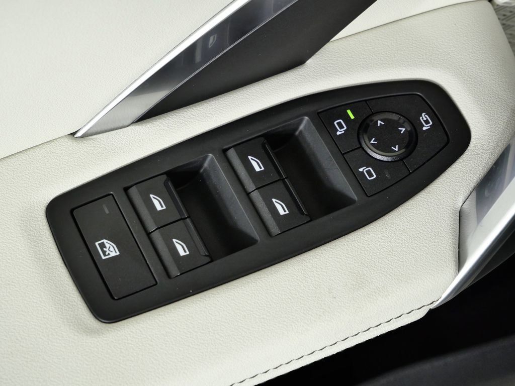 Thumbnail: 2026 BMW X1 - 36