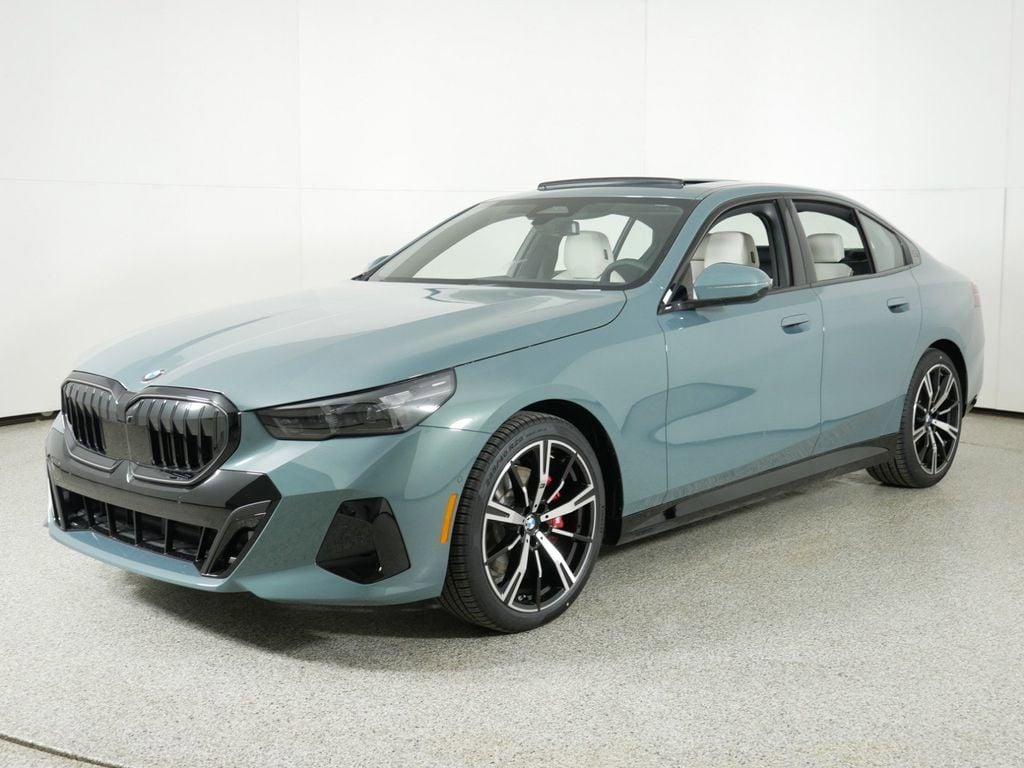 Thumbnail: 2025 BMW 5 Series - 1