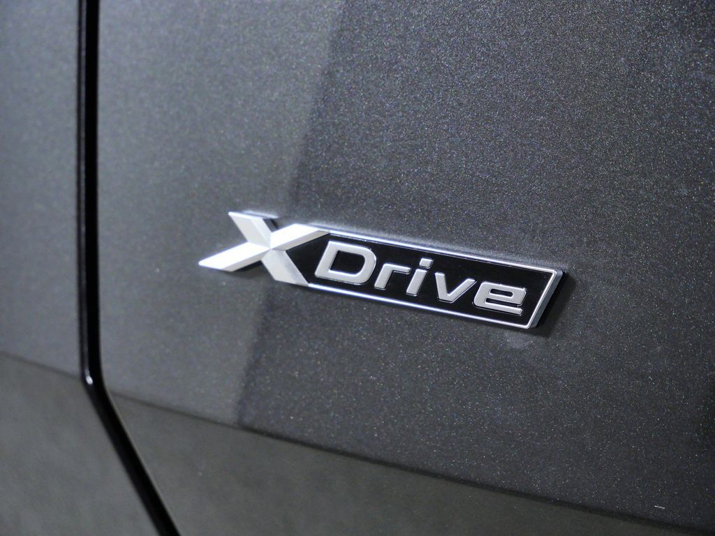 Thumbnail: 2026 BMW X3 - 13