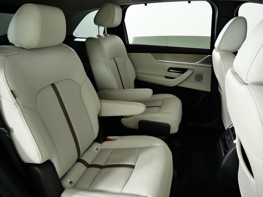 Thumbnail: 2024 Mazda CX-90 - 26