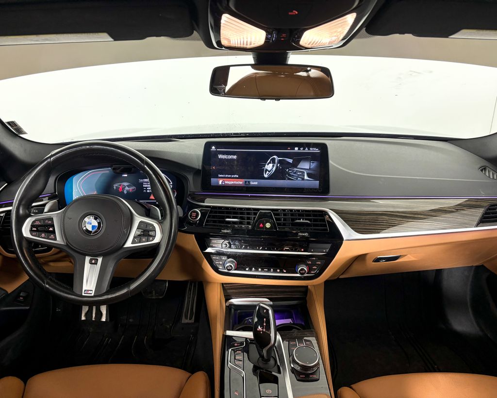 Thumbnail: 2023 BMW 5 Series - 9